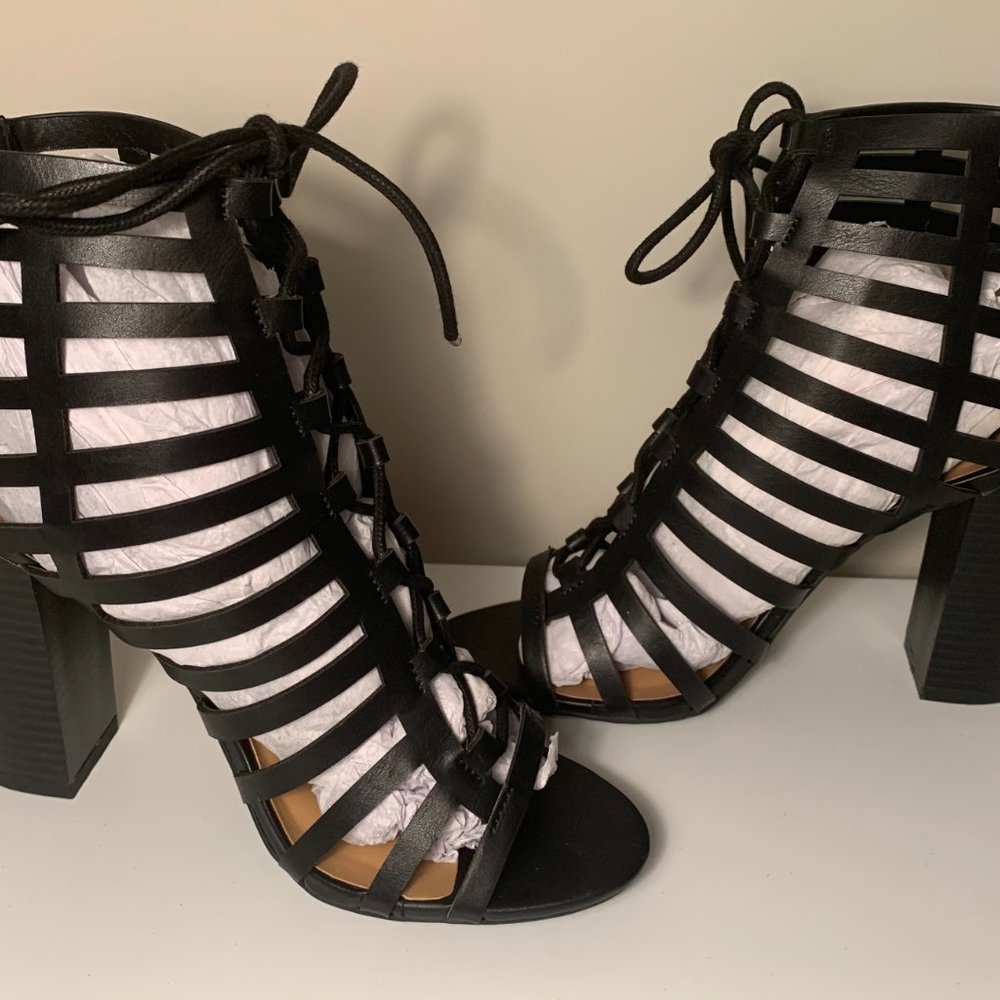Bamboo | Black Gladiator Block Heel Sandal
